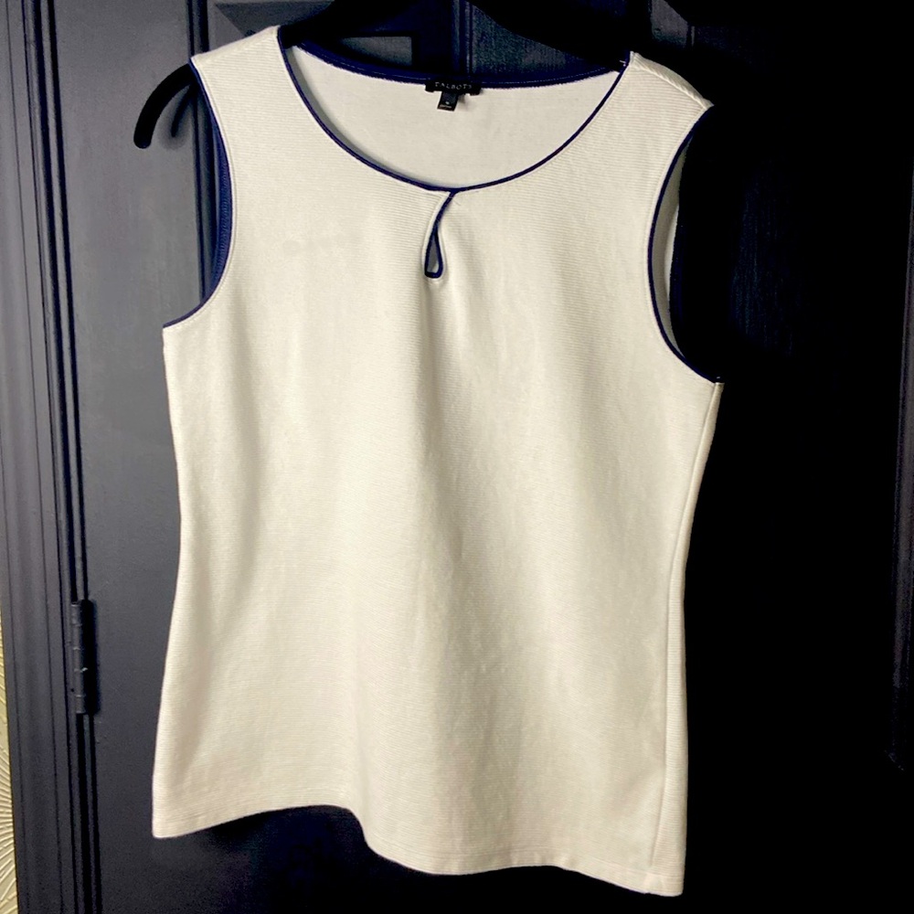 Talbots white and navy blue sleeveless knit blouse
